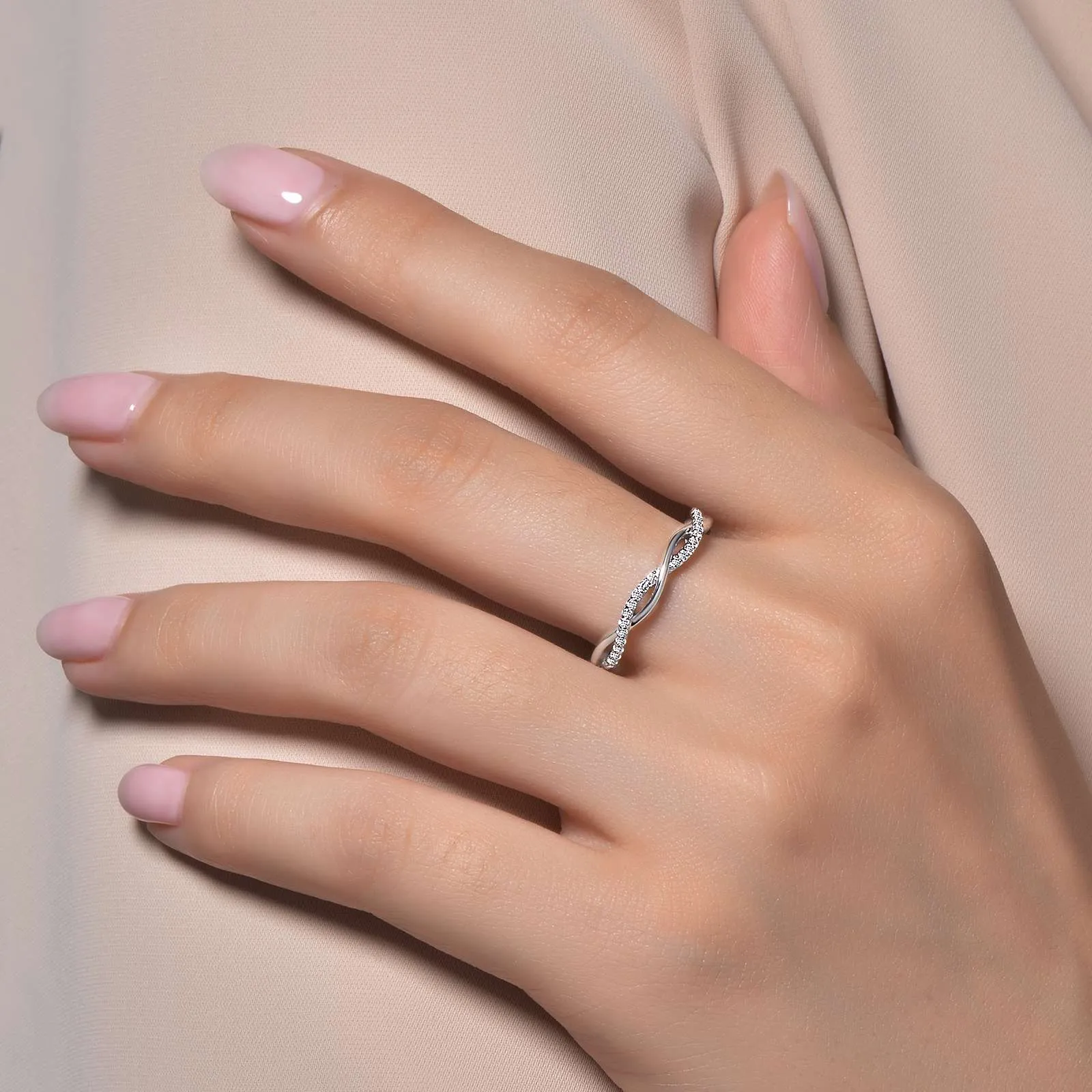 0.52 CTW Twist Wedding Band R0211CLP05