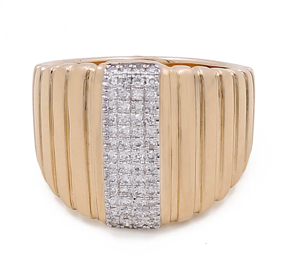 14k Yellow Gold Fashion Ridge Ring with 0.23Tw Round Diamonds