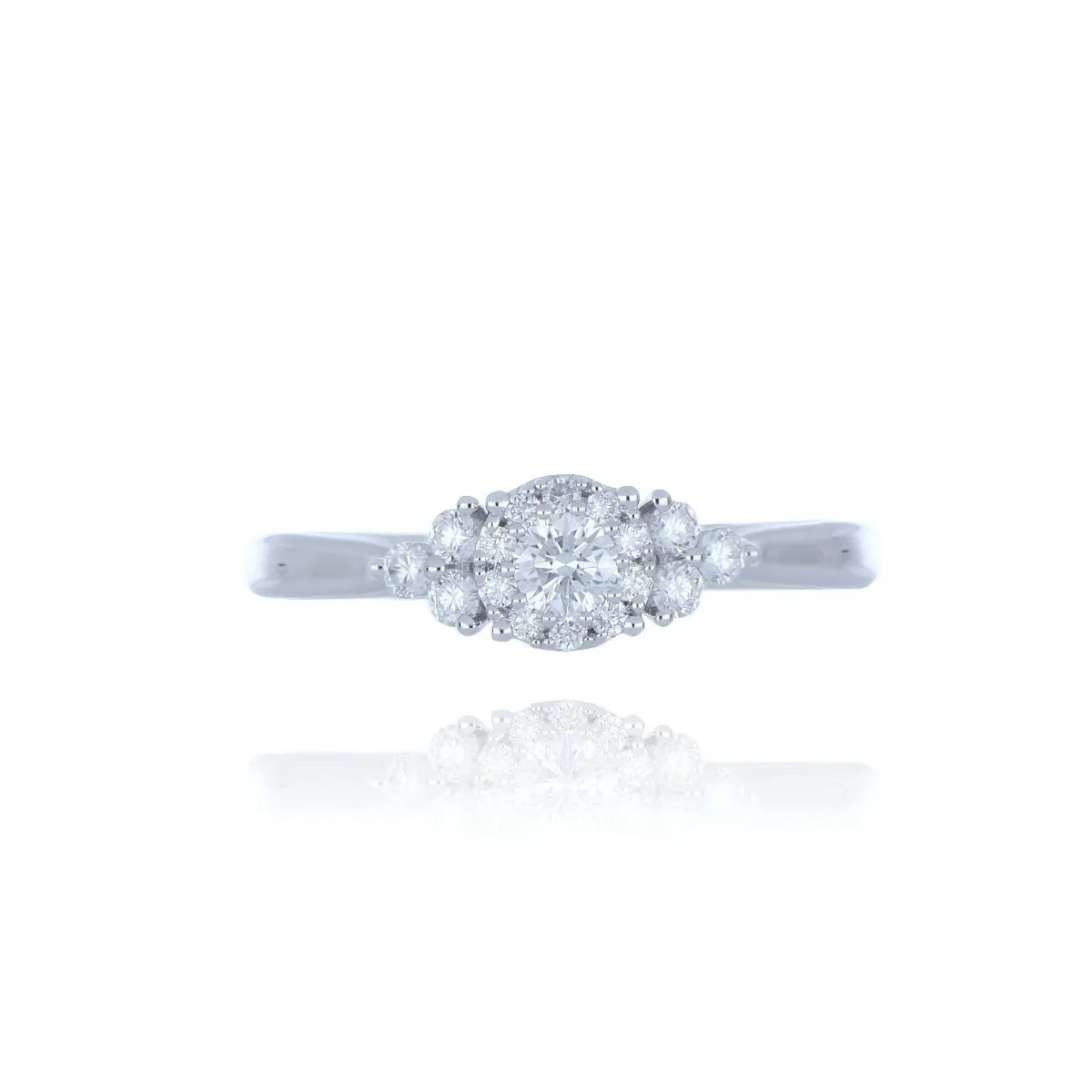 18ct White Gold 0.32ct Diamond Cluster Ring
