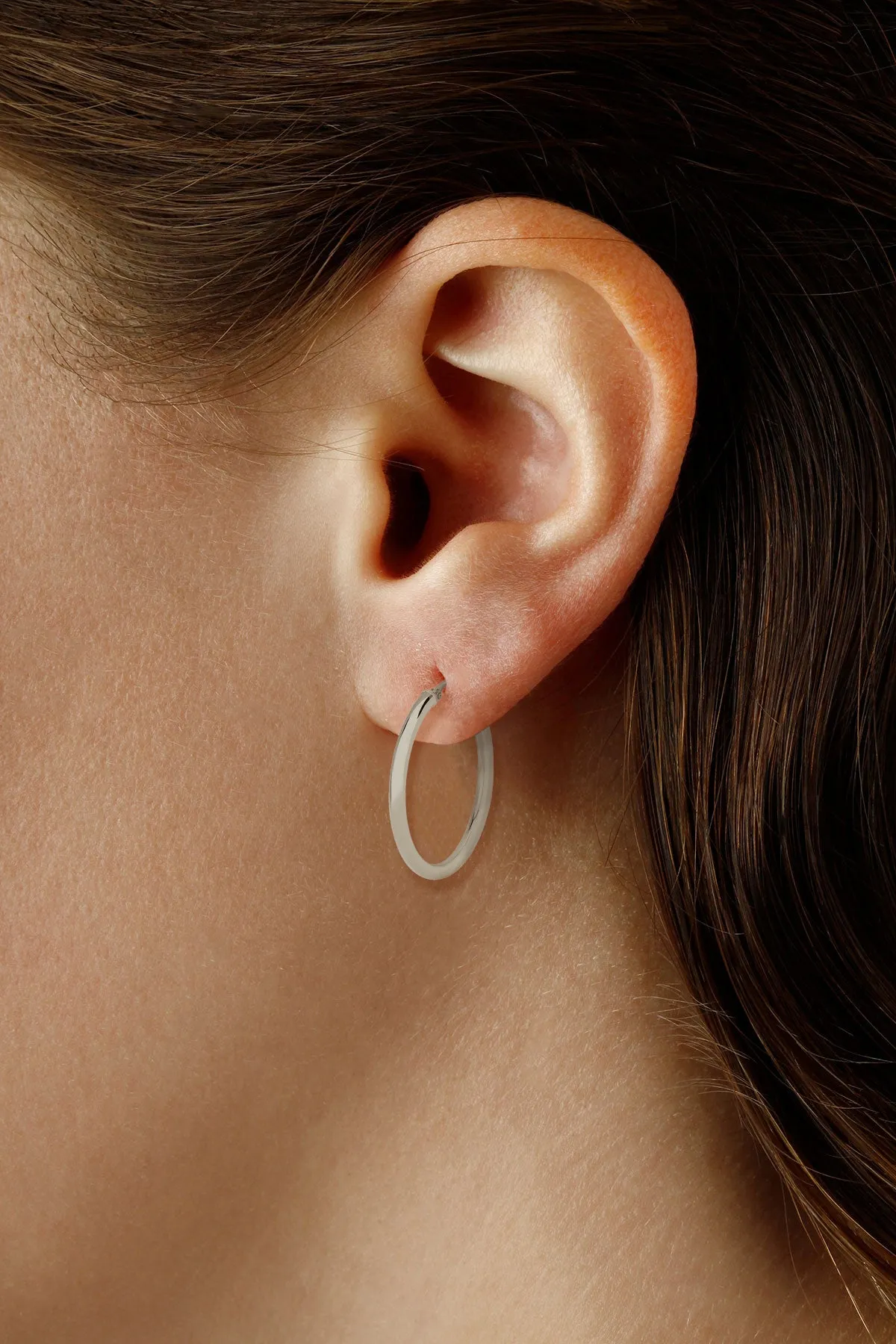 Ben Garelick Classic Gold Hoop Earrings