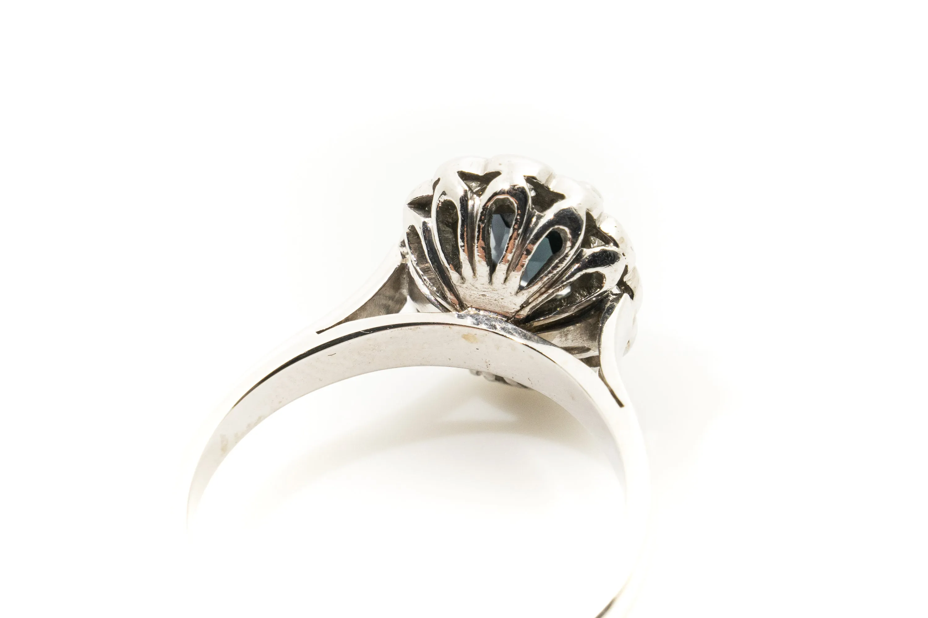 Custom 18ct White Gold Sapphire Diamond Ring