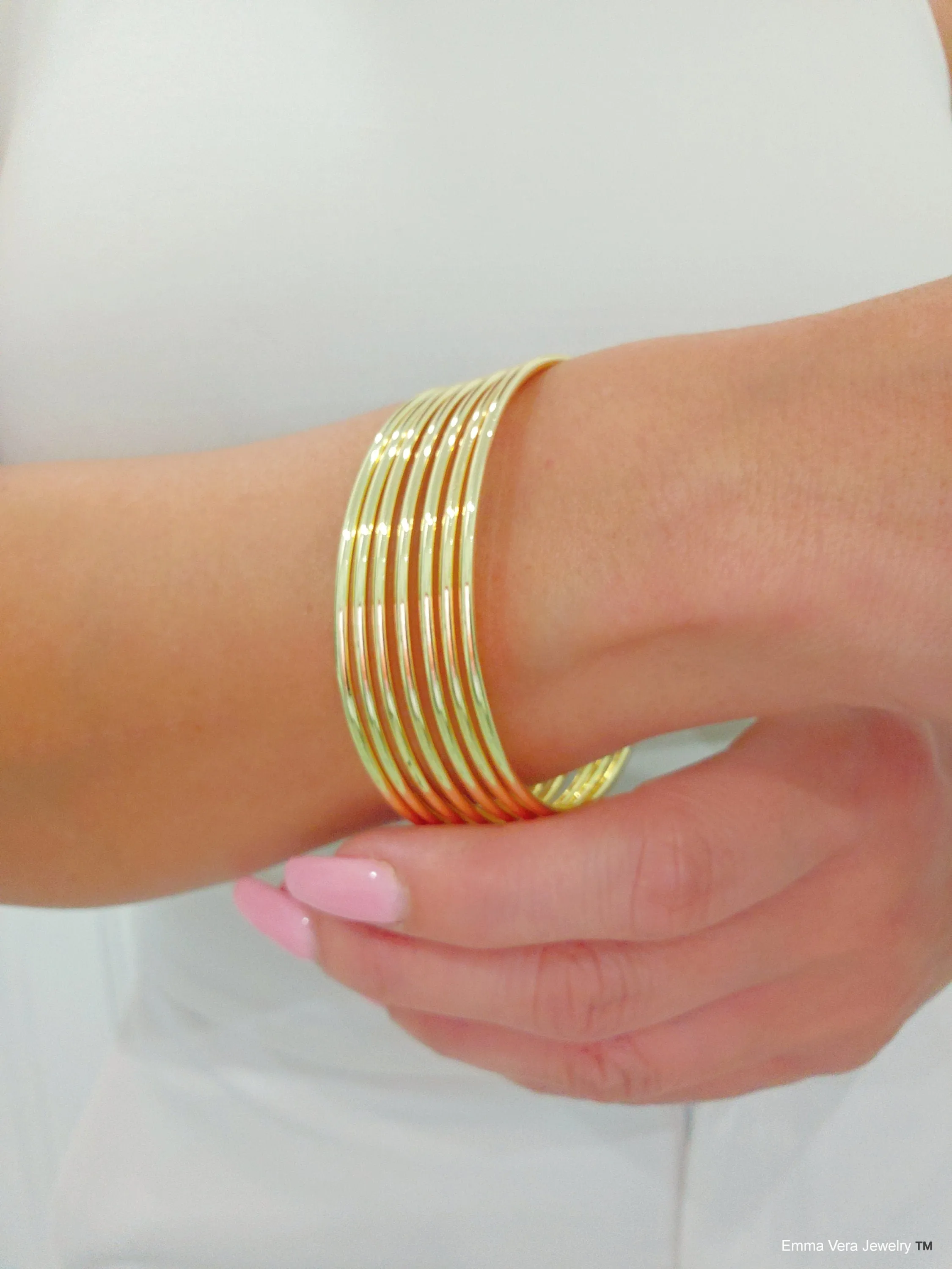 Dainty Gold Bangle Bracelet