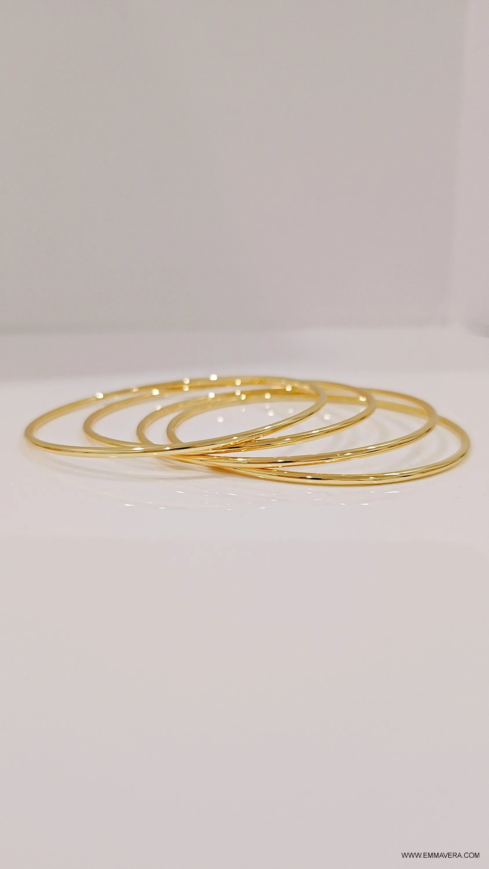 Dainty Gold Bangle Bracelet
