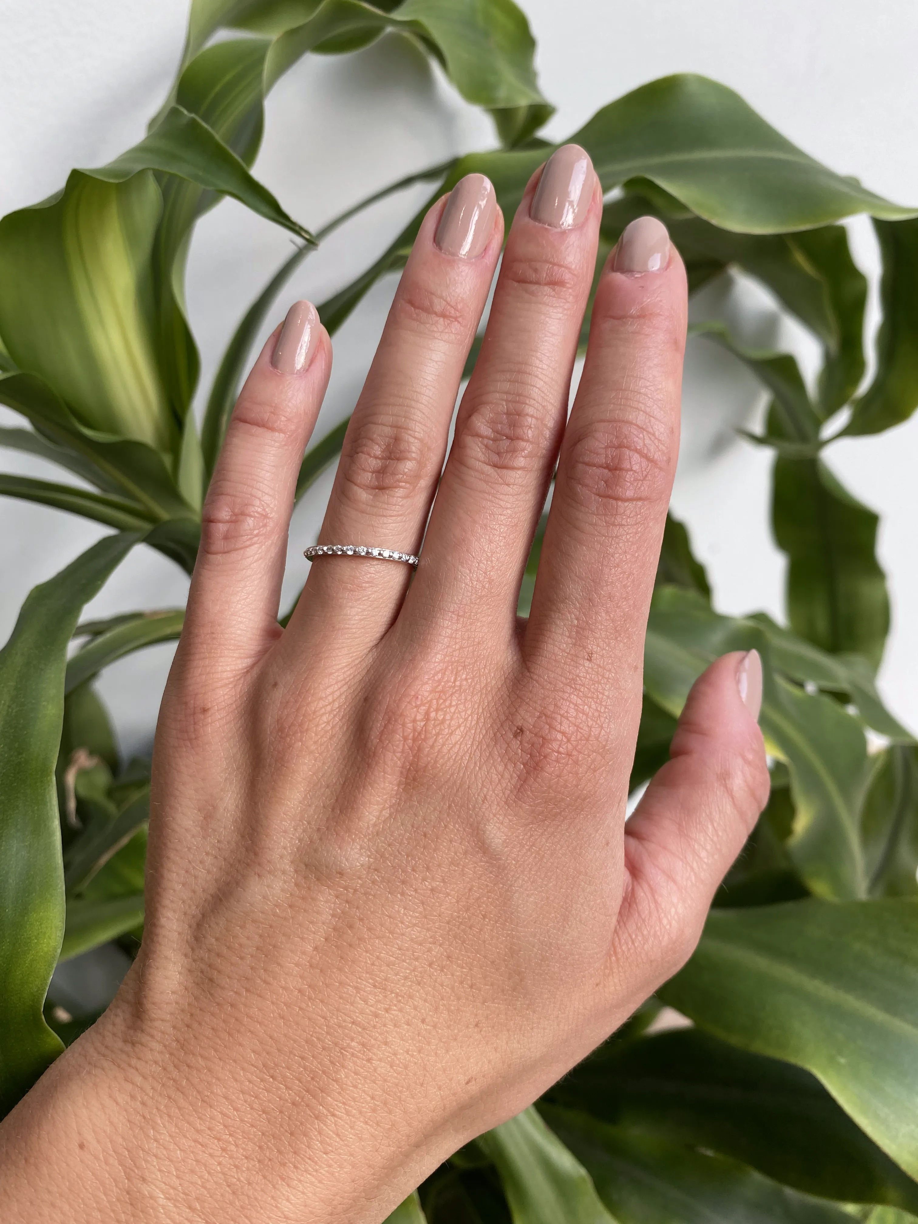 Dew / 1.3mm Round White Diamond Ring