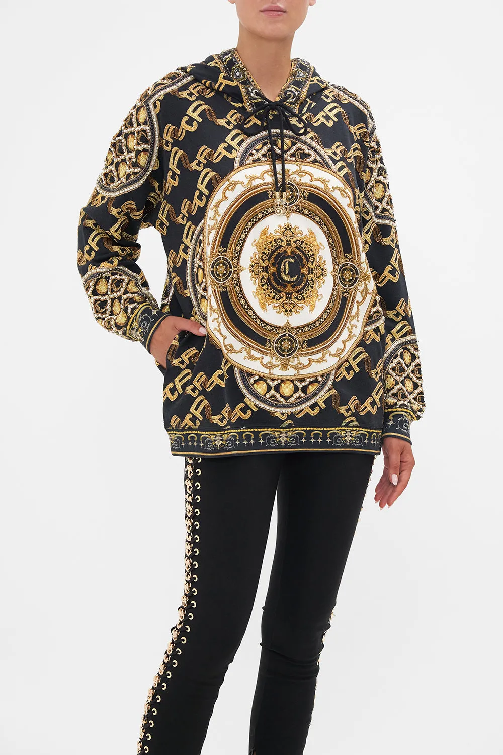 HOODY WITH POCKETS TETHER ME NOT