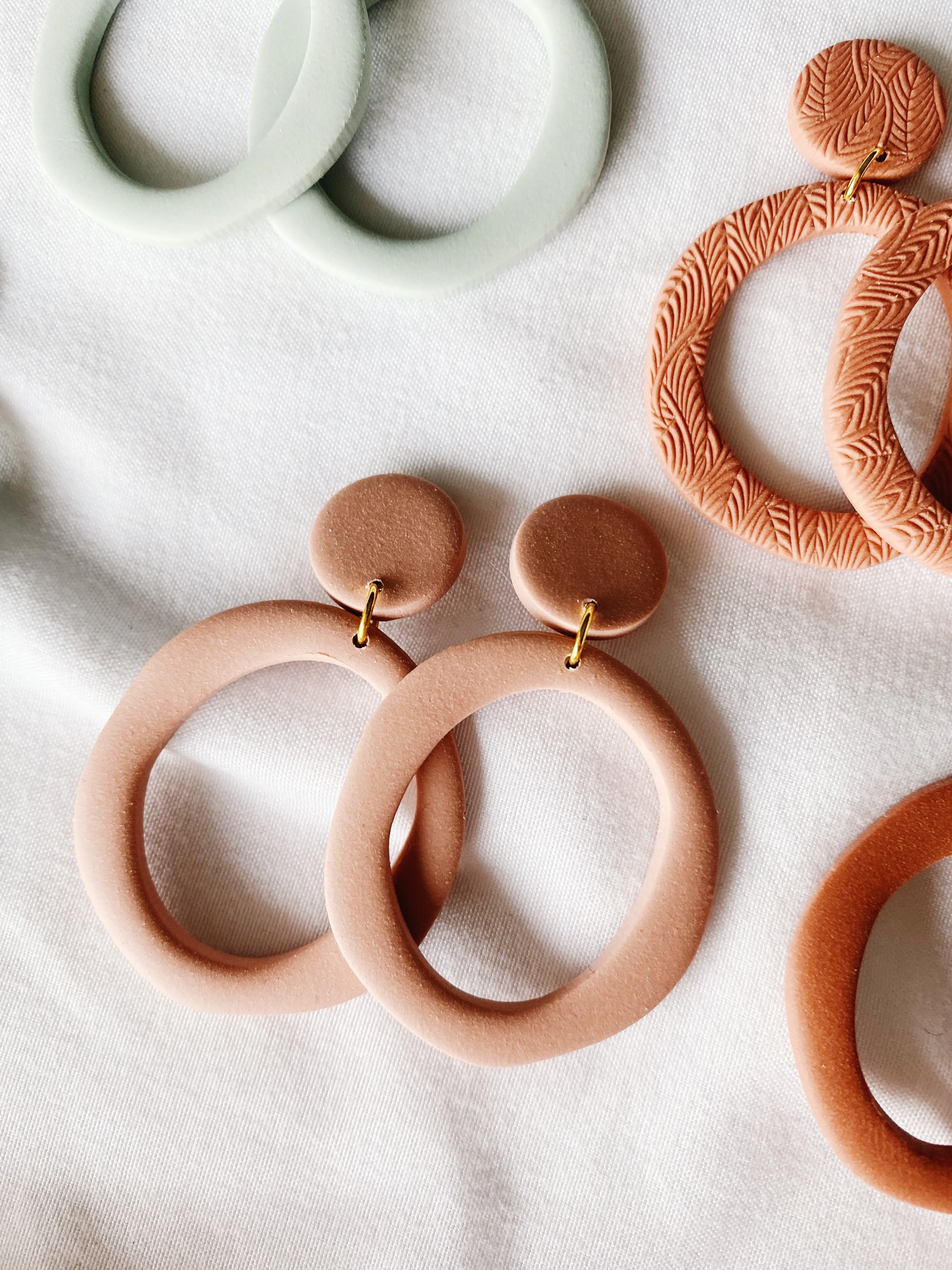 Ivy | Classic Spring
