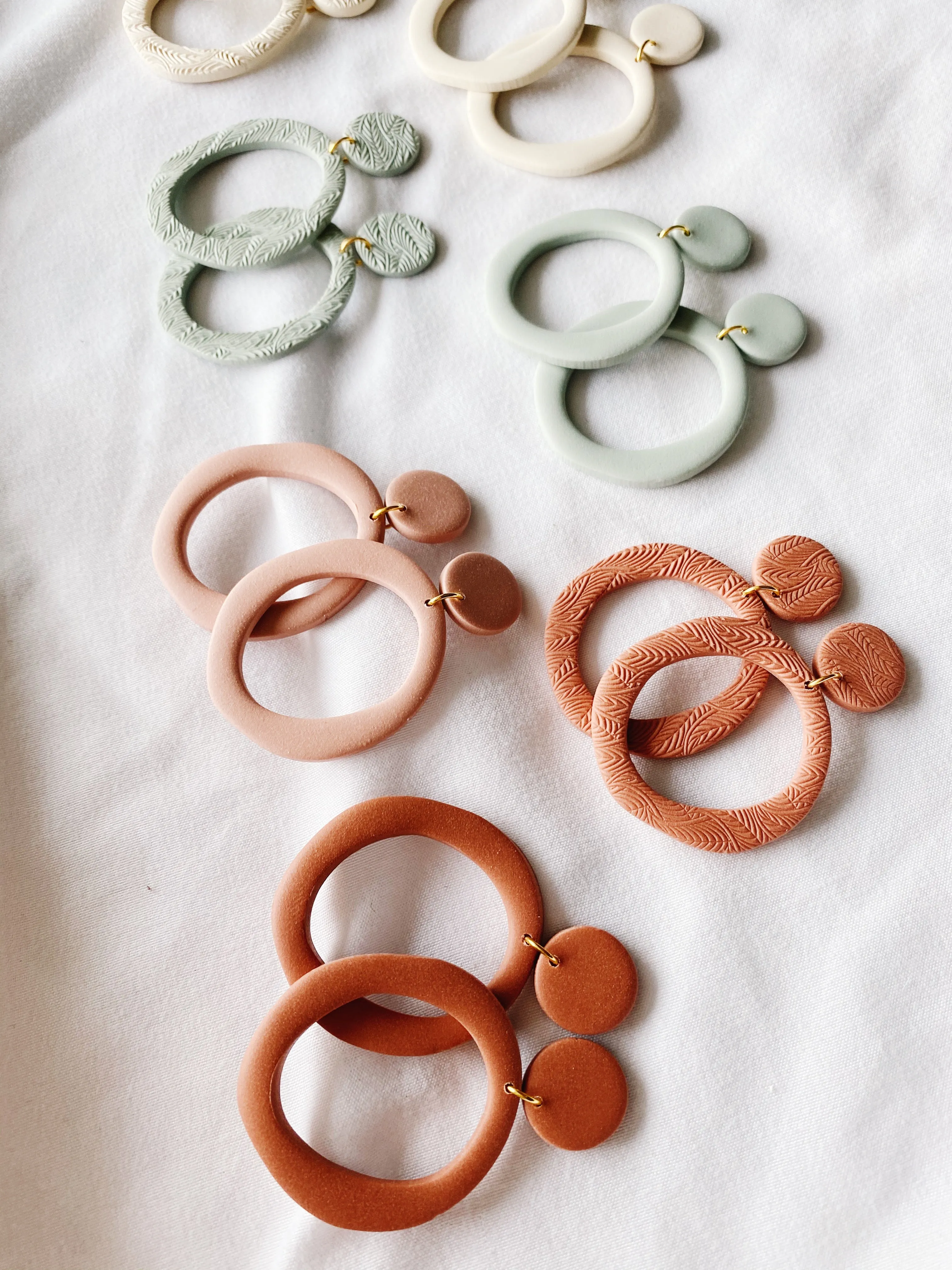 Ivy | Classic Spring