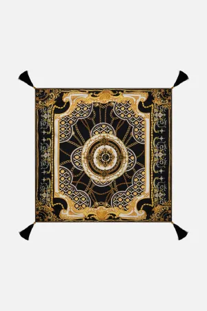 LARGE SQUARE CUSHION TETHER ME NOT