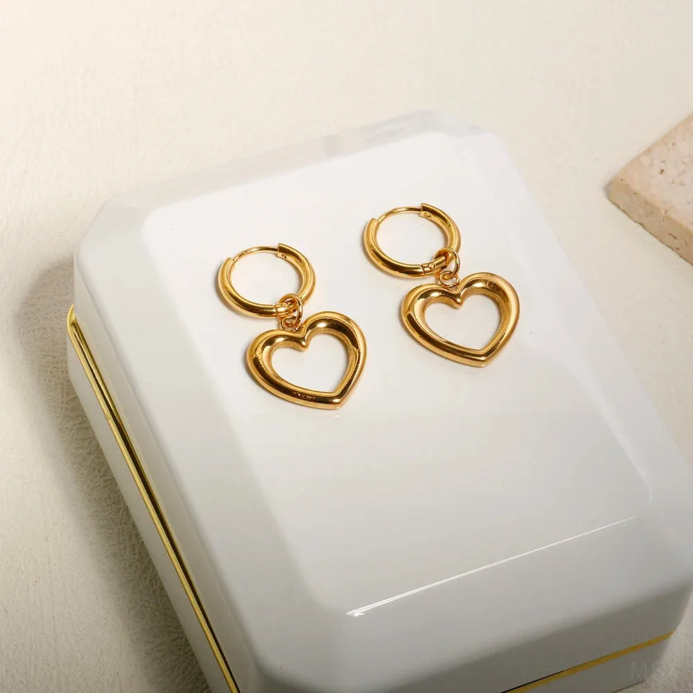 Love Hollow Pendant Classic Romantic Necklace Earrings