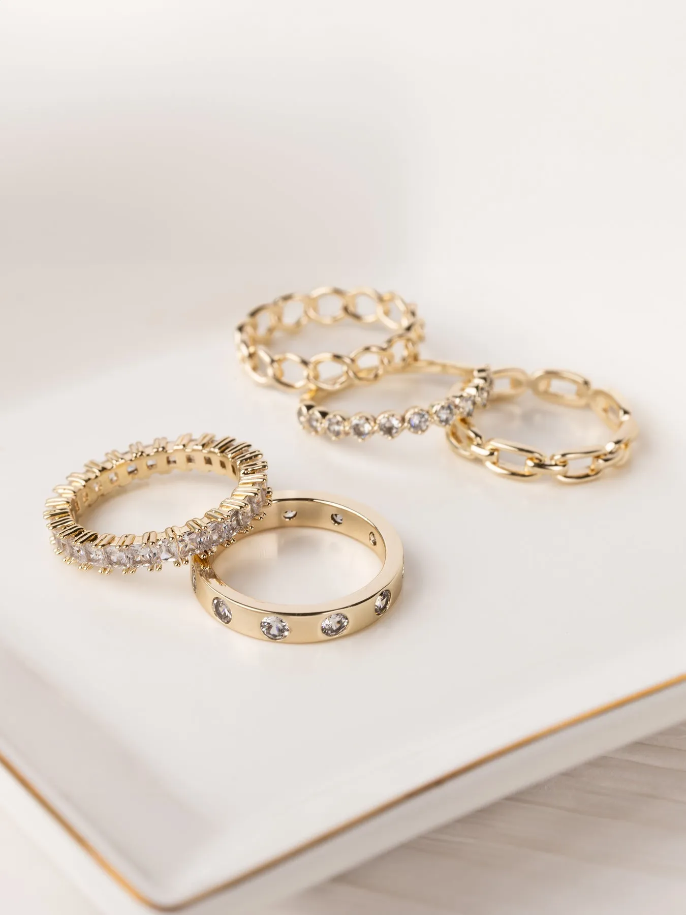 Luxe Victoria Ring