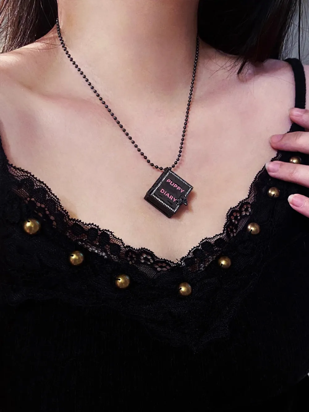 MUKTANK X WHITEHOLE Small Dog Diary Box Unique Necklace