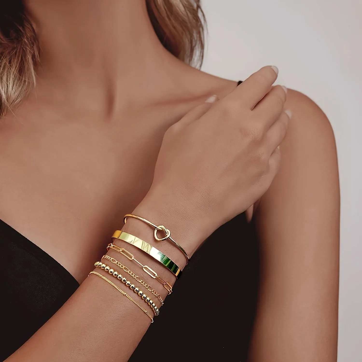 Pack of 6-Piece Vintage Stacking Bangle Bracelet Set