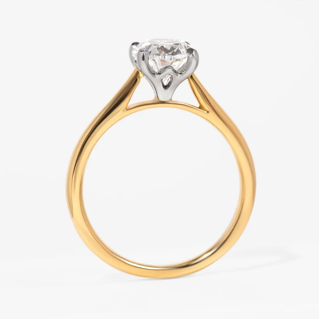 PARIS 0.75ct | Oval Solitaire Lab Diamond Set in 18ct Gold