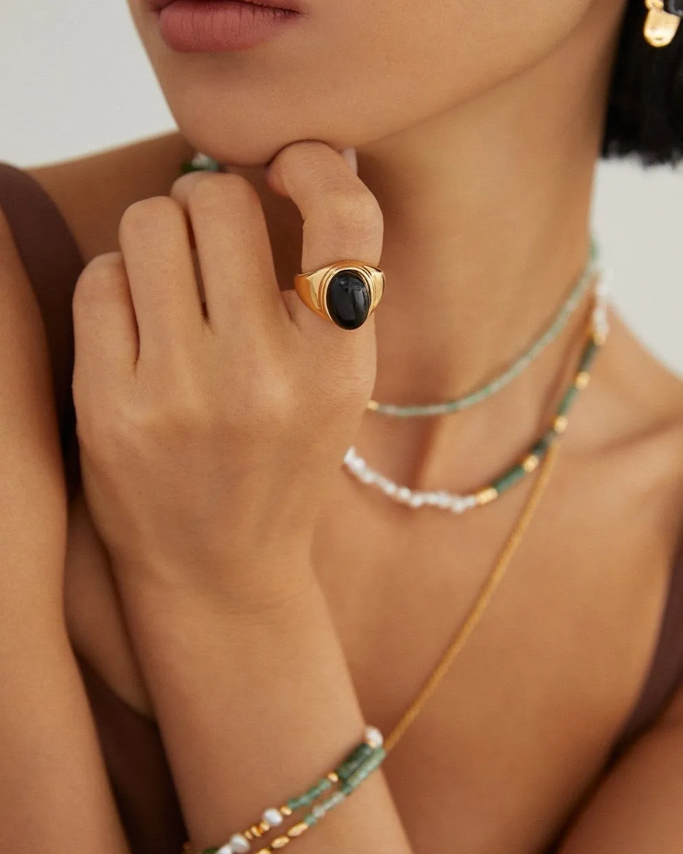 S925 Black Onyx / Mother of Pearl Ring