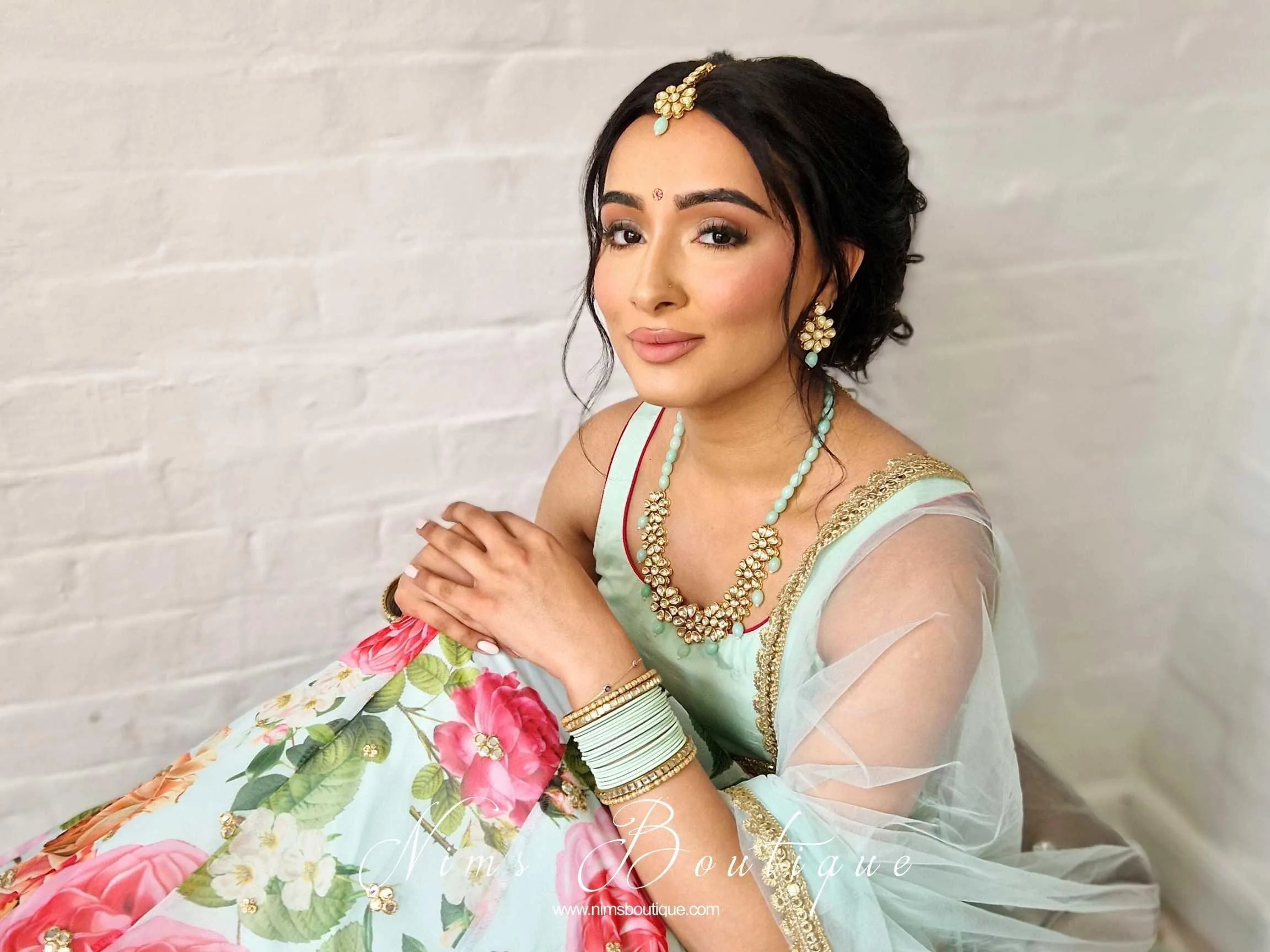 Shabana Kundan & Mint Jewellery Set