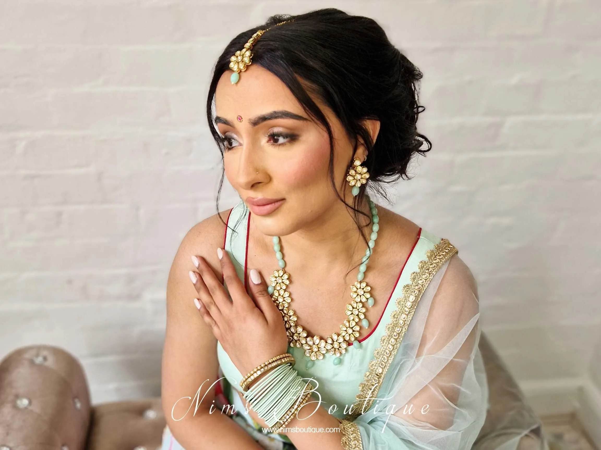 Shabana Kundan & Mint Jewellery Set