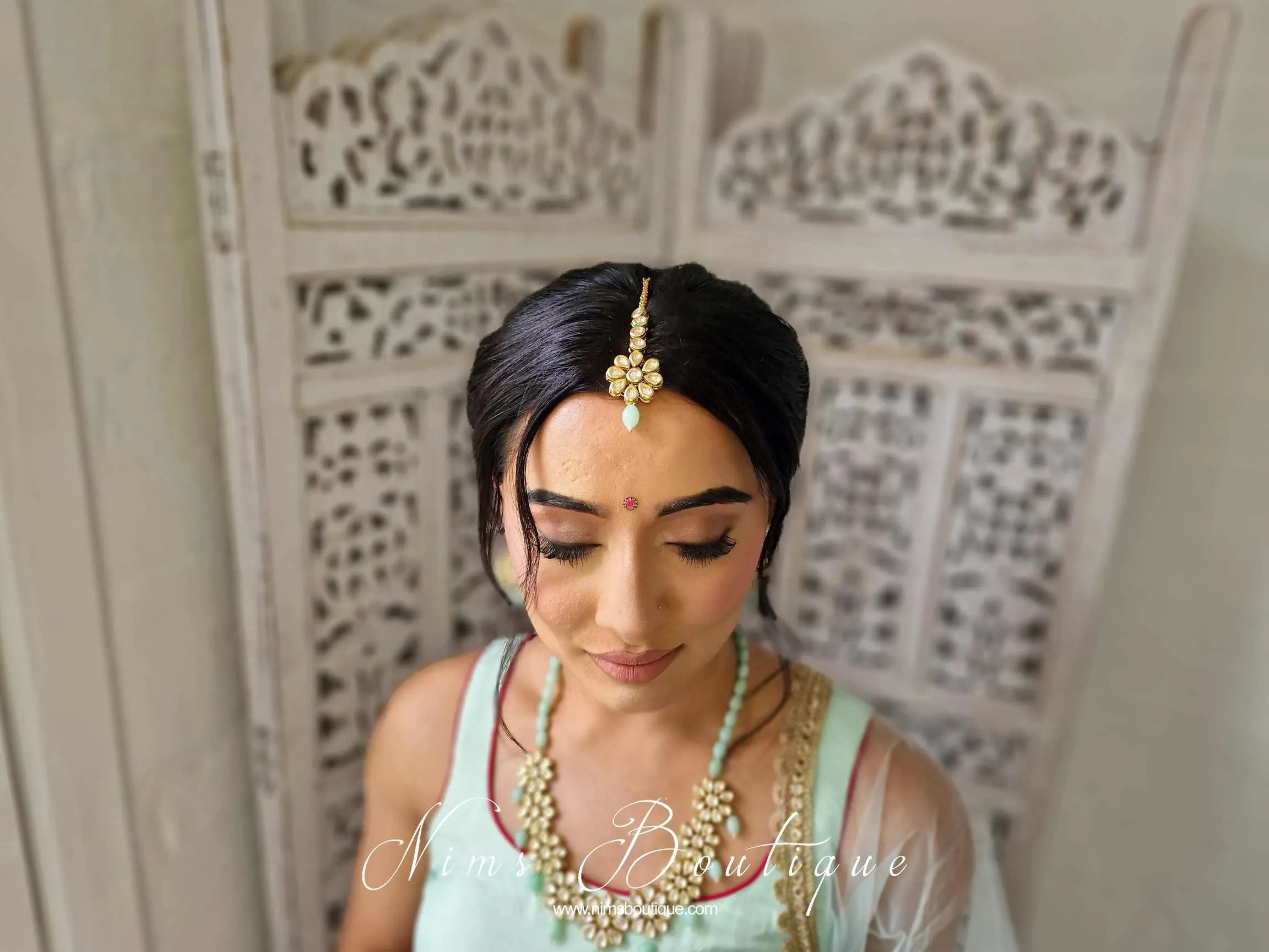 Shabana Kundan & Mint Jewellery Set