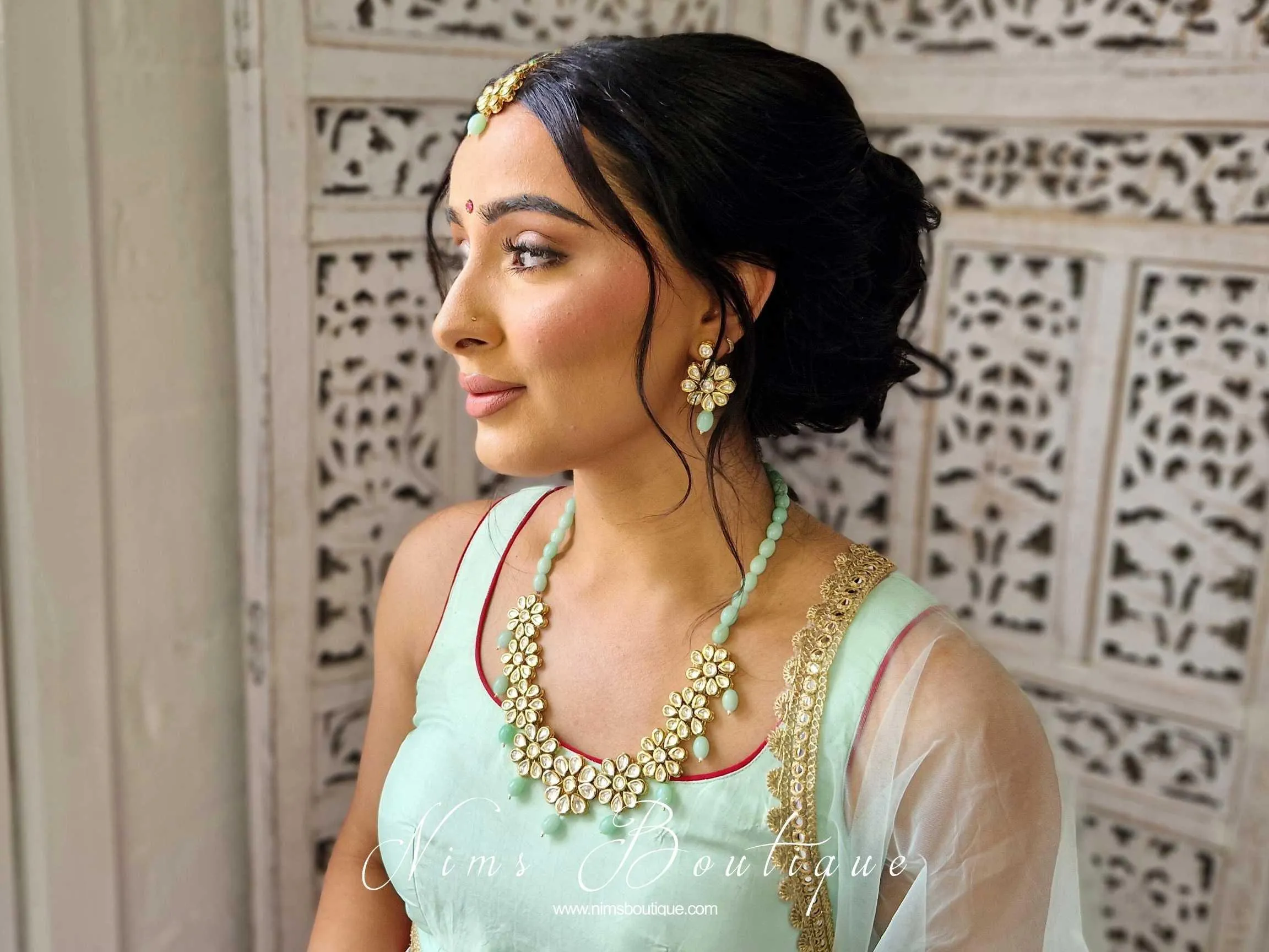 Shabana Kundan & Mint Jewellery Set