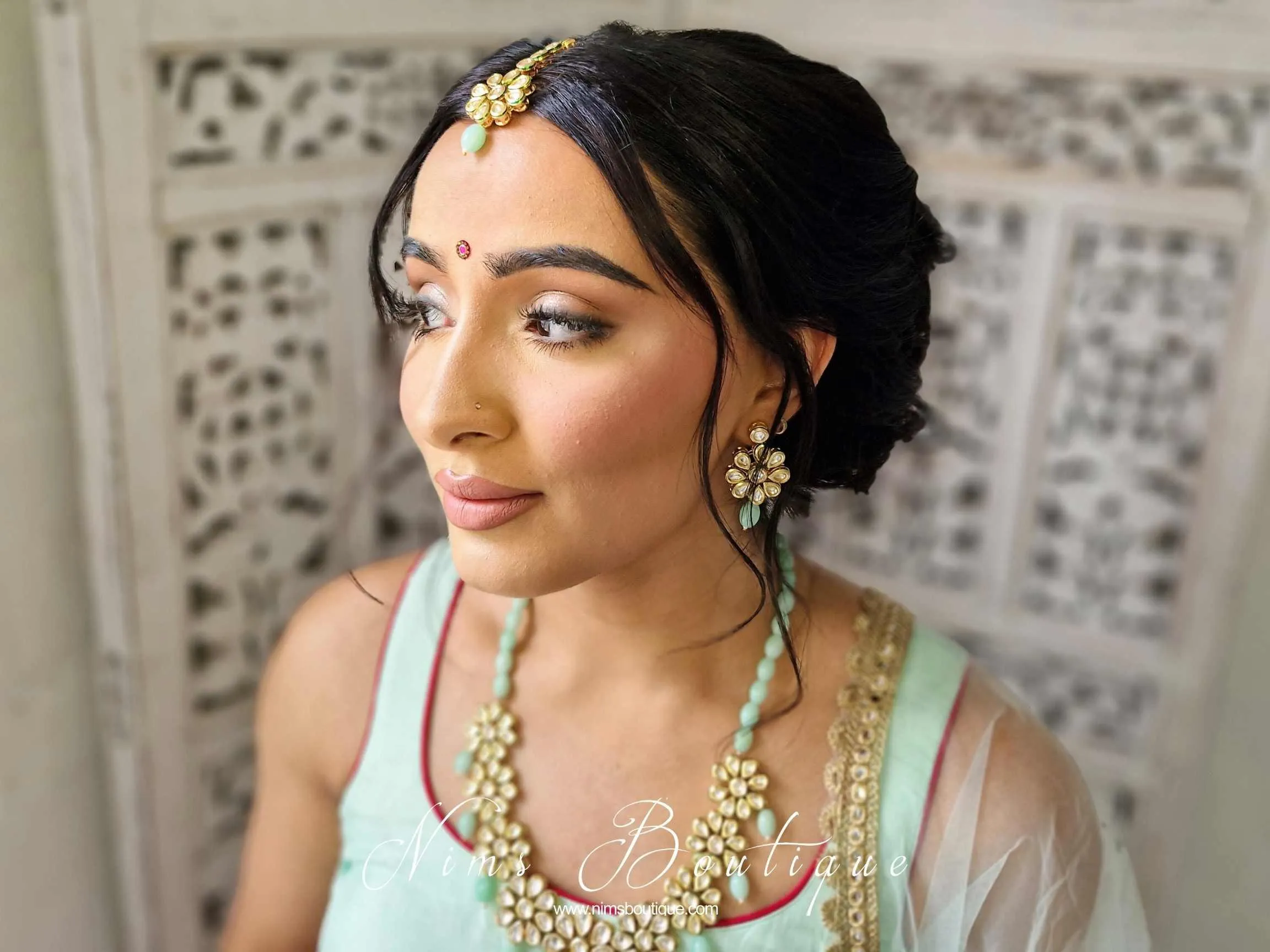 Shabana Kundan & Mint Jewellery Set