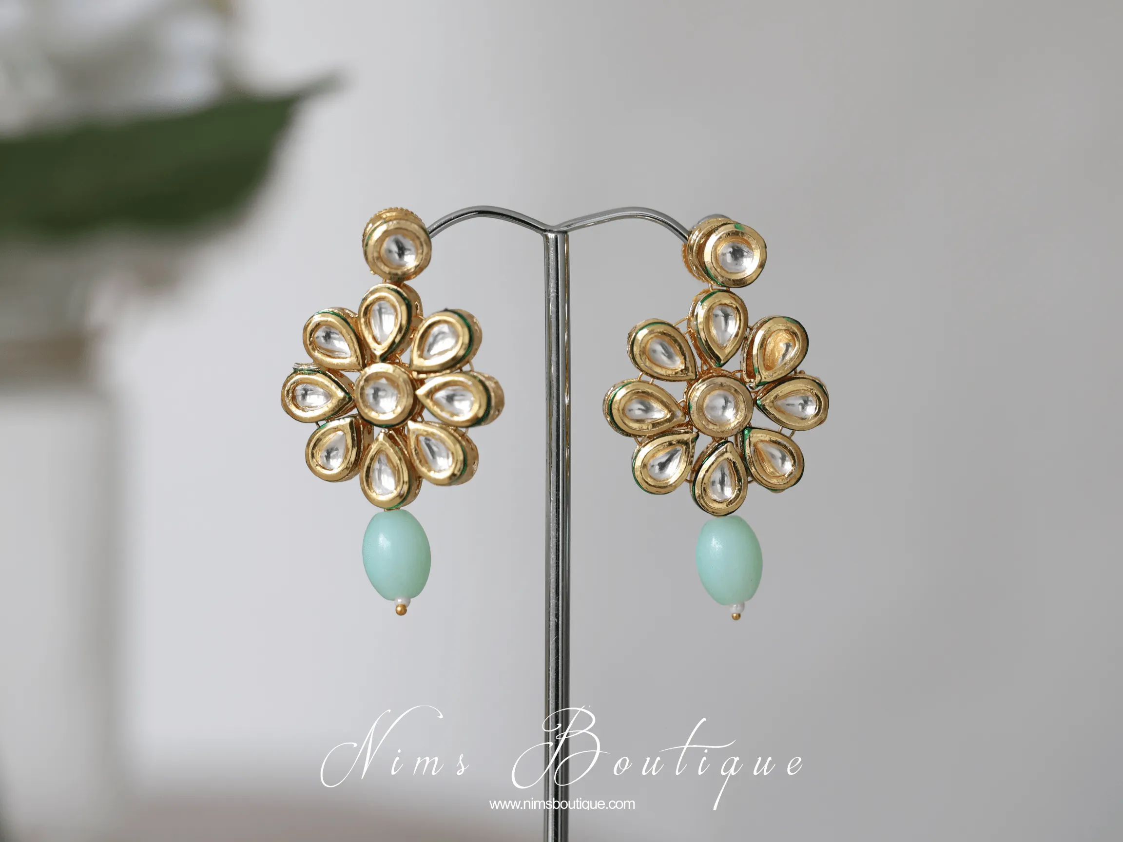 Shabana Kundan & Mint Jewellery Set