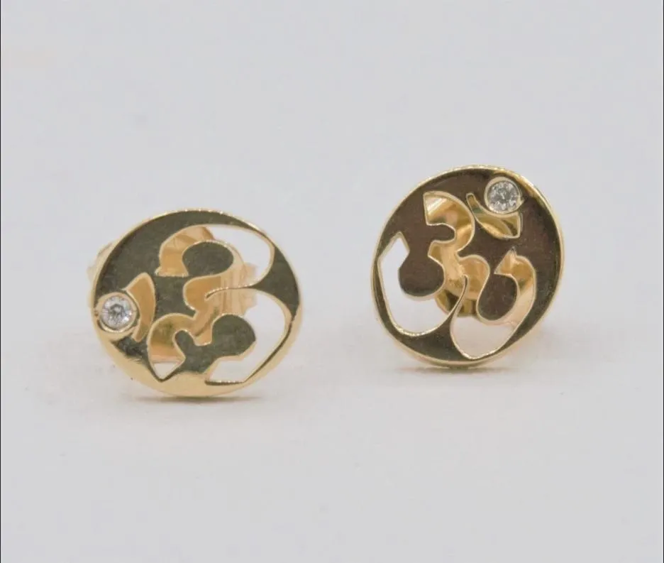 Signature ©️Goddess Earrings || Classic OM