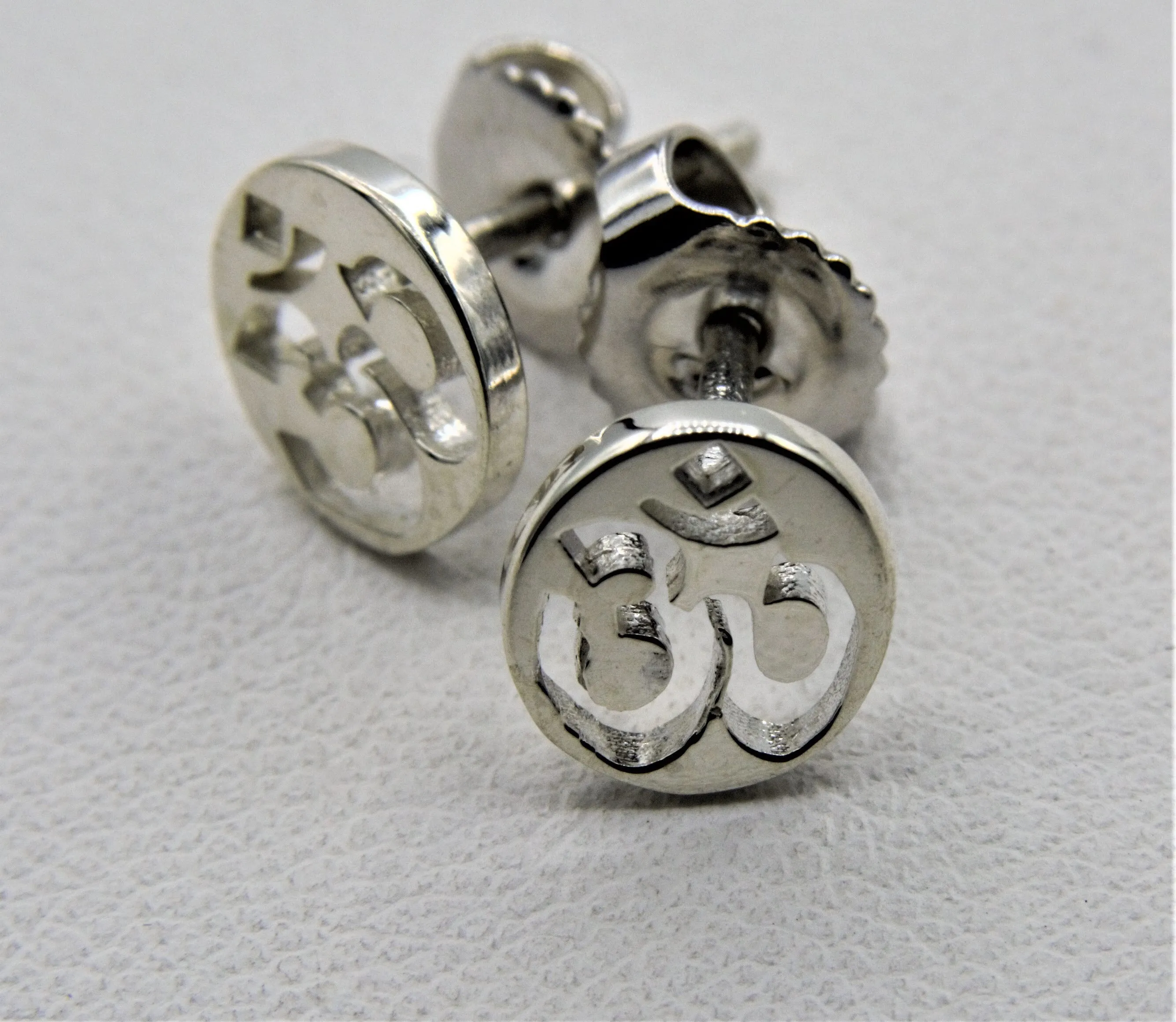 Signature ©️Goddess Earrings || Classic OM