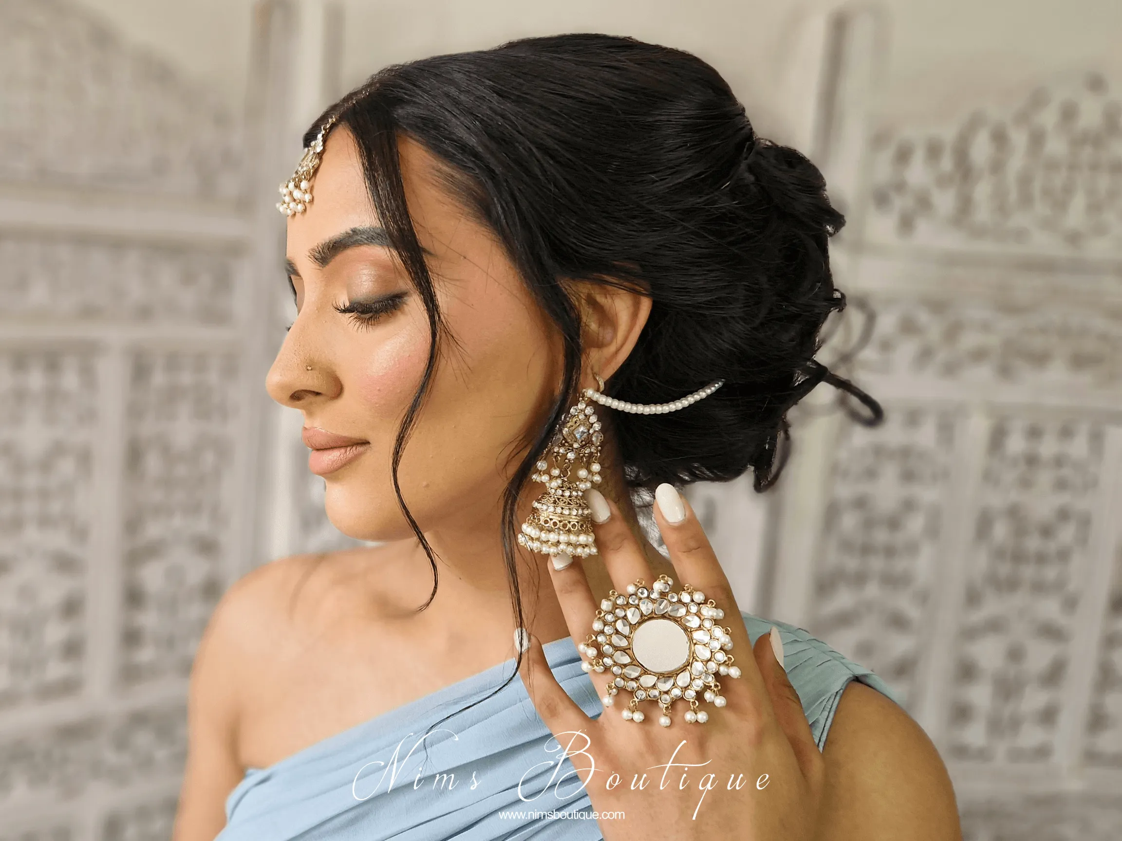Tamannah Royal Pearl Earrings & Tikka Set