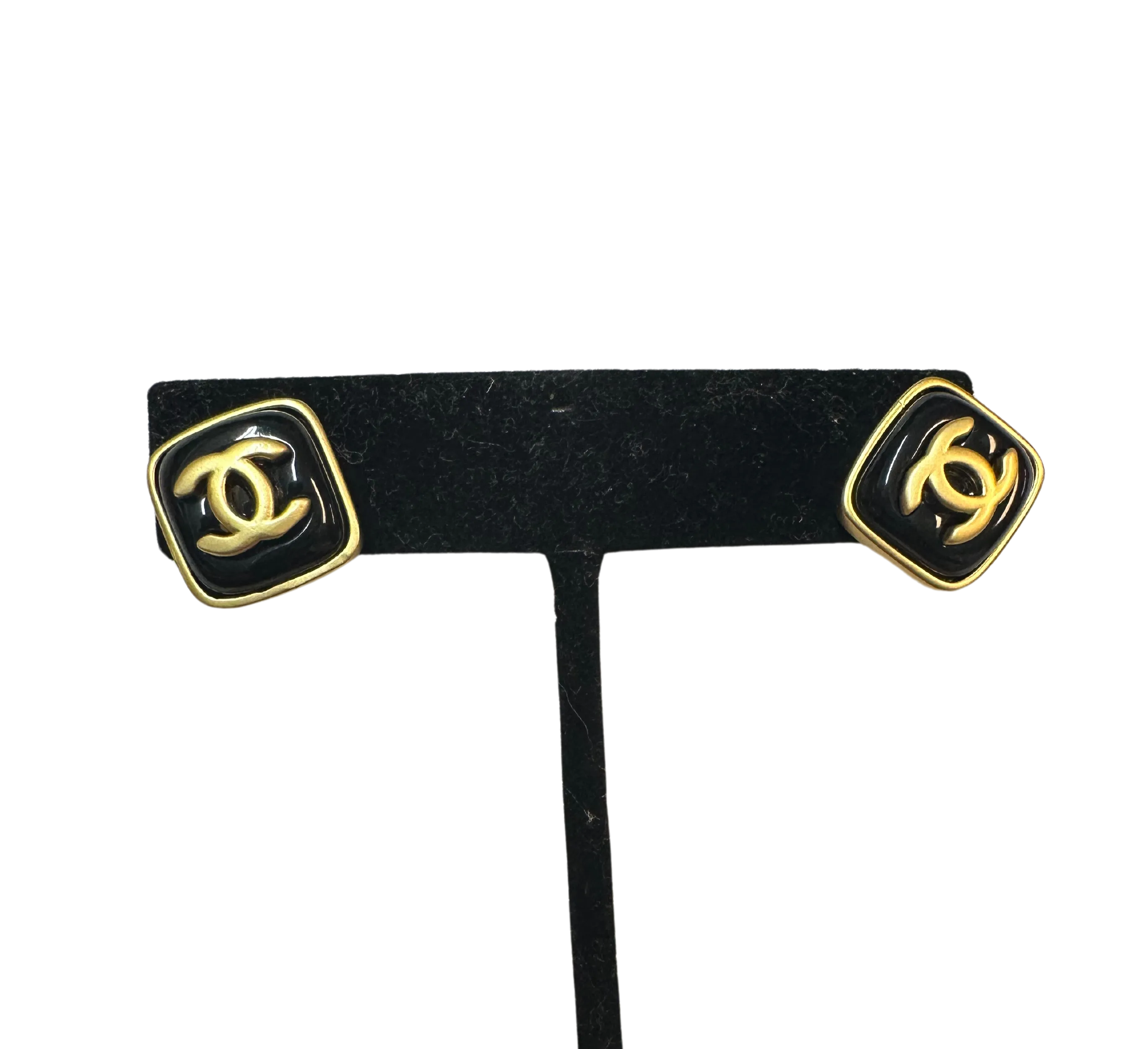 The Classic Amelia Button Earring- Two Options