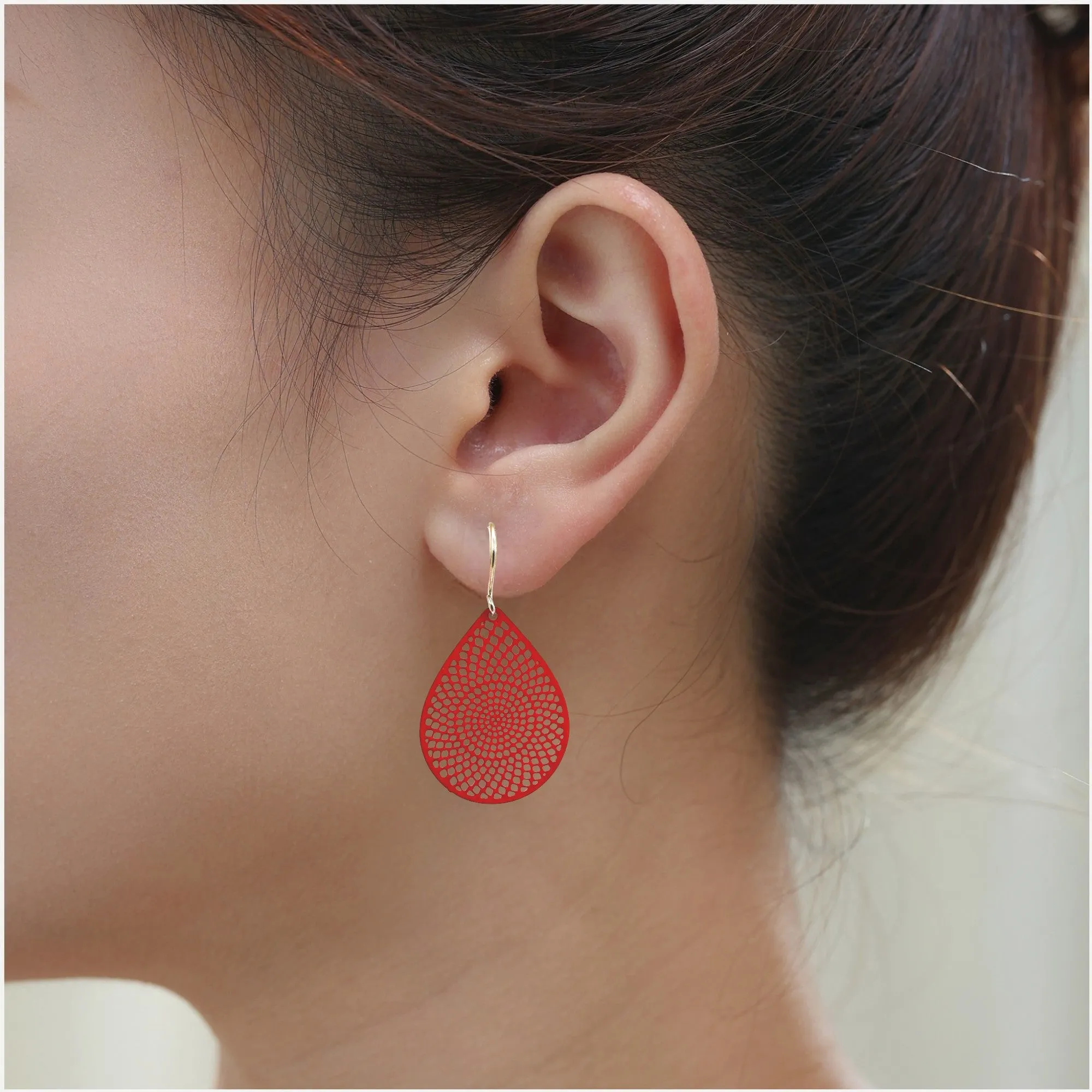 White/Black/Red teardrop earrings