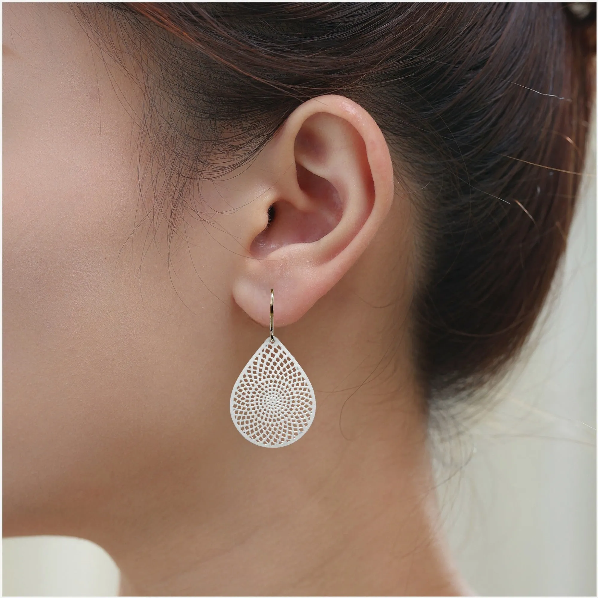 White/Black/Red teardrop earrings