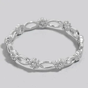 ZADIE SILVER FLOWER RING
